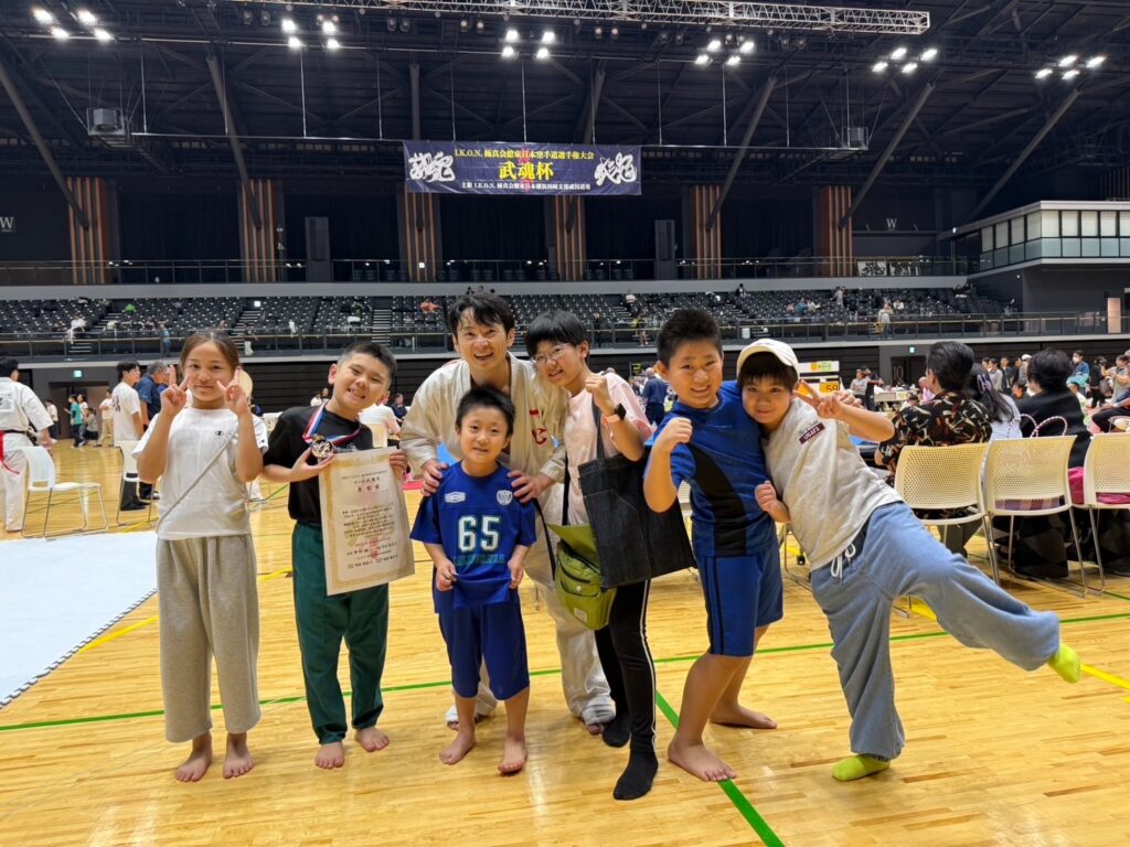 大会後の記念撮影
